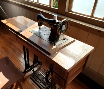 足踏みミシン